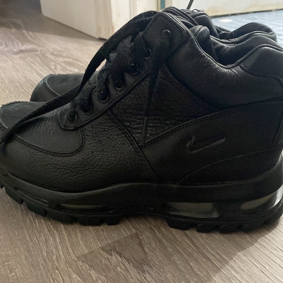 Nike ACG waterproof leather boots “Conditions Gear” Size 5Y UGC - Picture 2 of 7